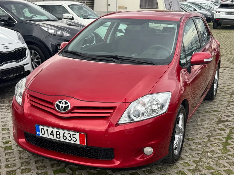 Toyota Auris 1.6 Benzin 132к.c. FACELIFT , снимка 8 - Автомобили и джипове - 52551602