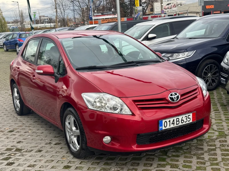 Toyota Auris 1.6 Benzin 132к.c. FACELIFT , снимка 3 - Автомобили и джипове - 52551602