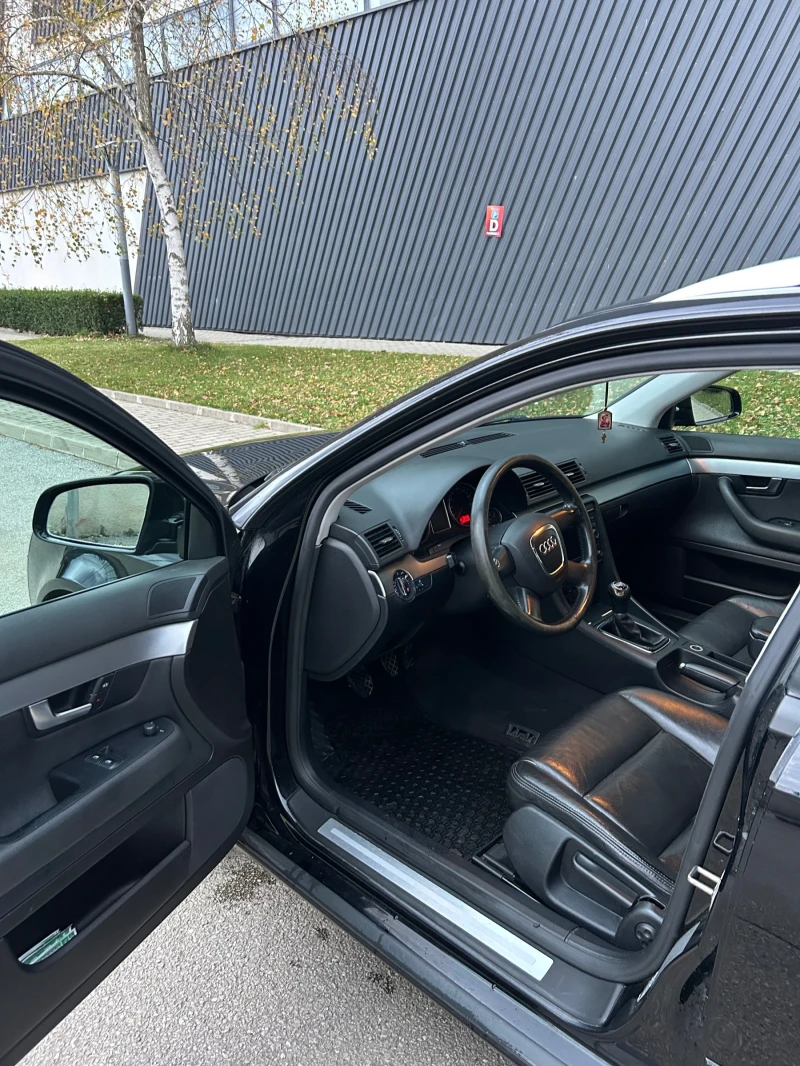 Audi A4, снимка 8 - Автомобили и джипове - 52554725