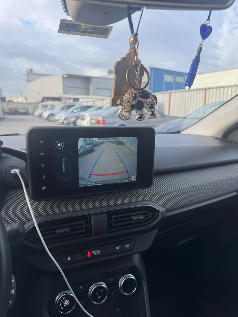 Dacia Jogger 1.0 Бензин/Газ, снимка 11 - Автомобили и джипове - 52830659