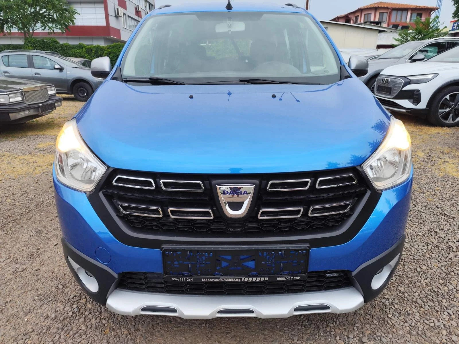 Dacia Lodgy 1.2 T Step Unli 7PL, 115 kc, снимка 1