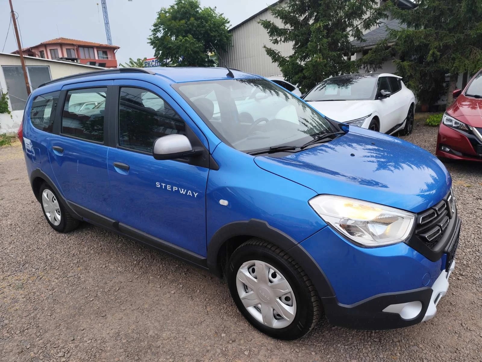 Dacia Lodgy 1.2 T Step Unli 7PL, 115 kc - изображение 9