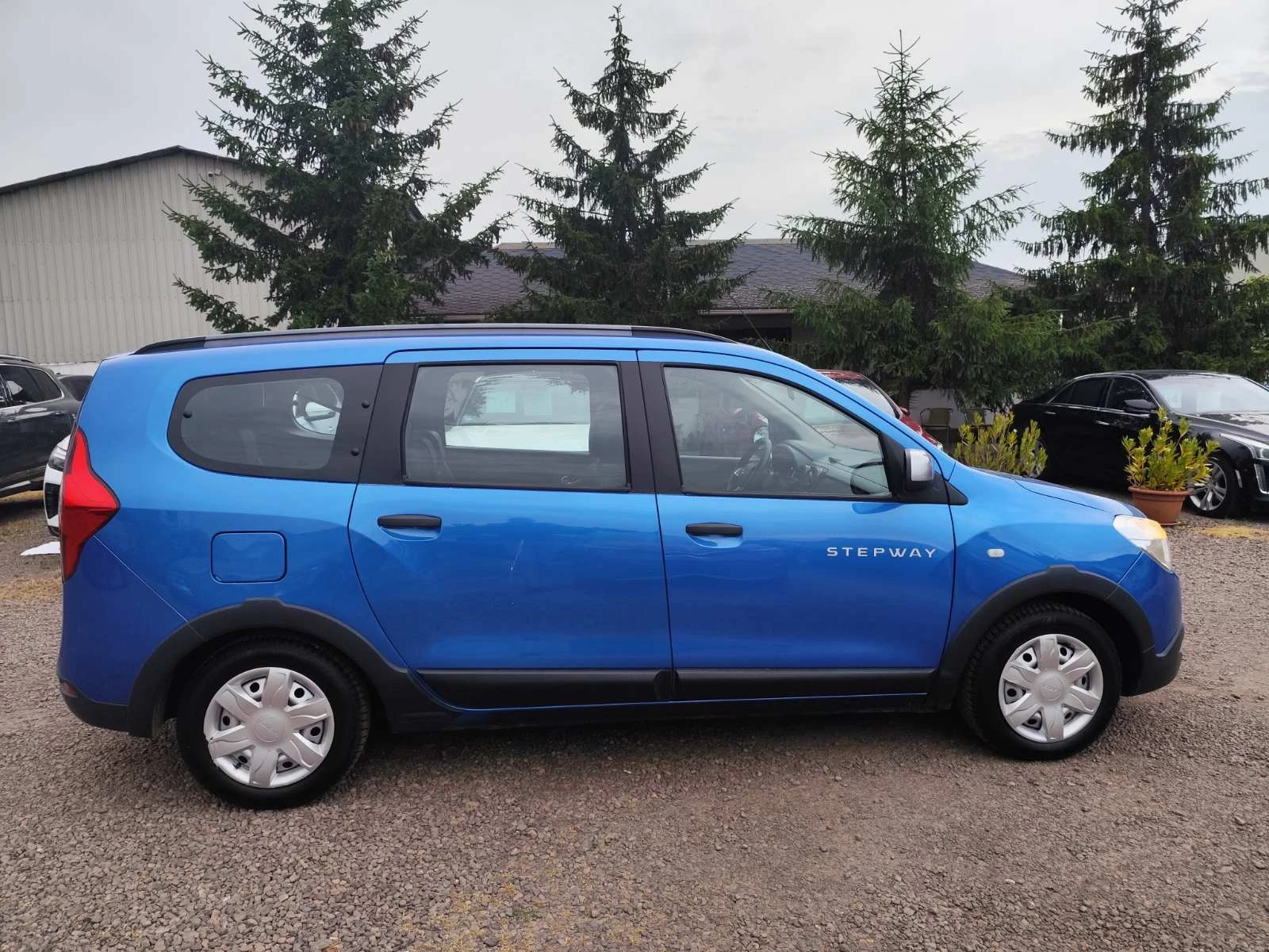 Dacia Lodgy 1.2 T Step Unli 7PL, 115 kc - изображение 8