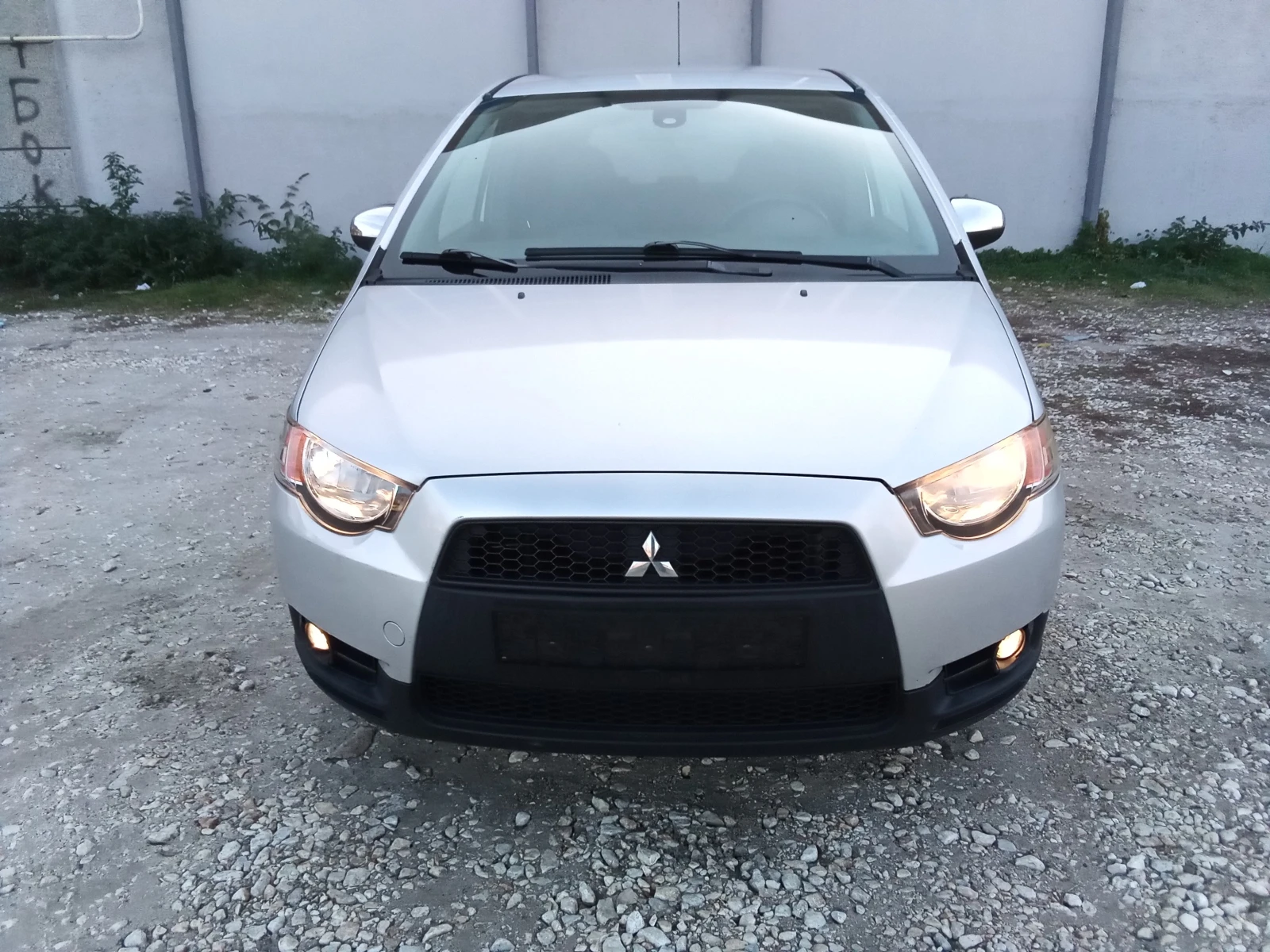 Mitsubishi Colt 1.3i-95kc. - изображение 2