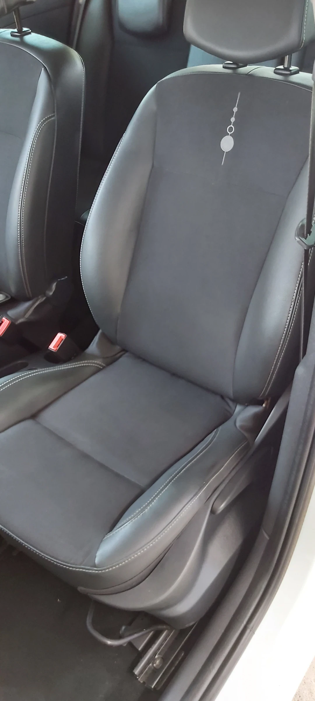 Renault Clio 1.5 DCI - изображение 7