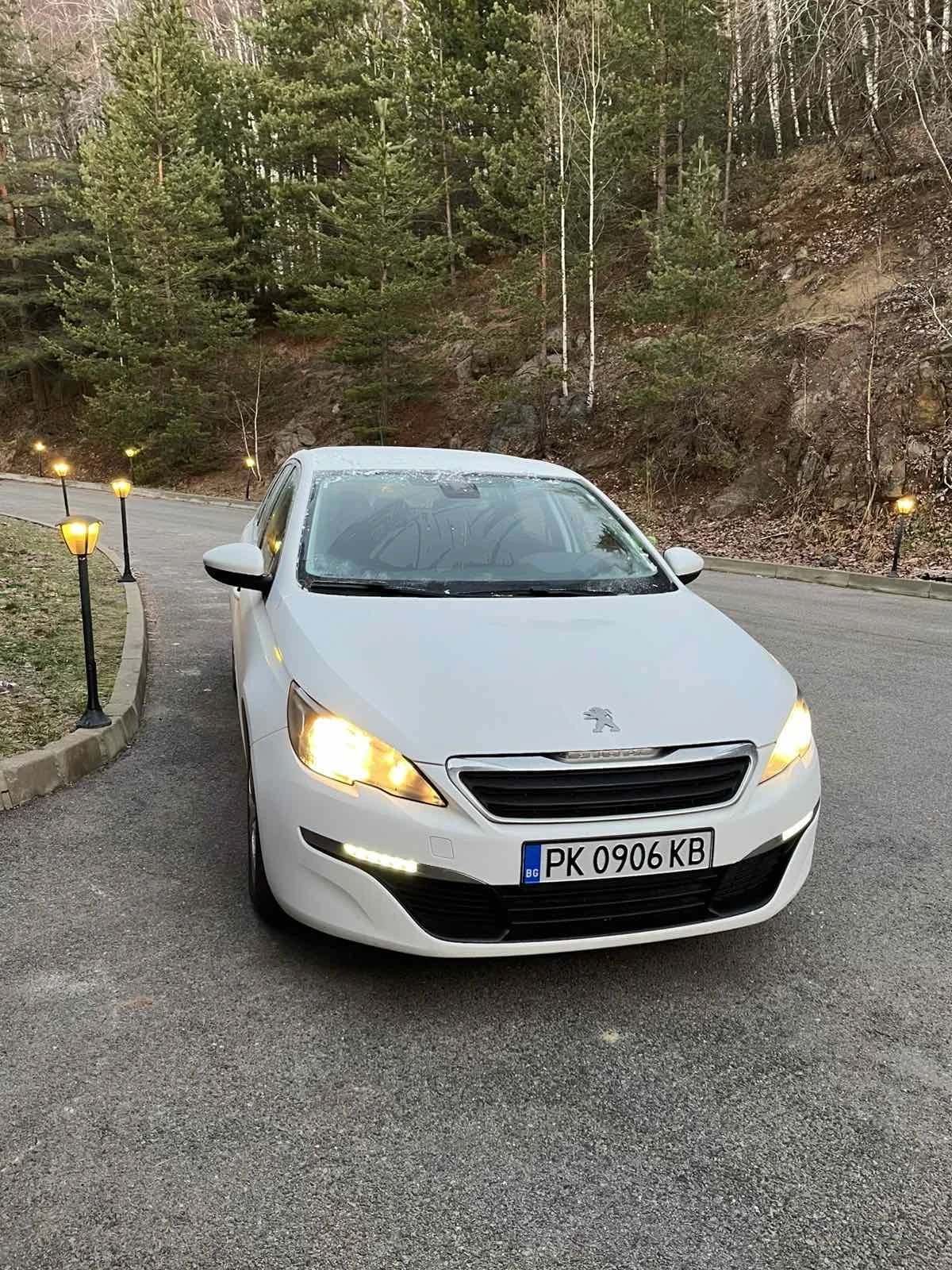 Peugeot 308 SW 1.2 - изображение 3