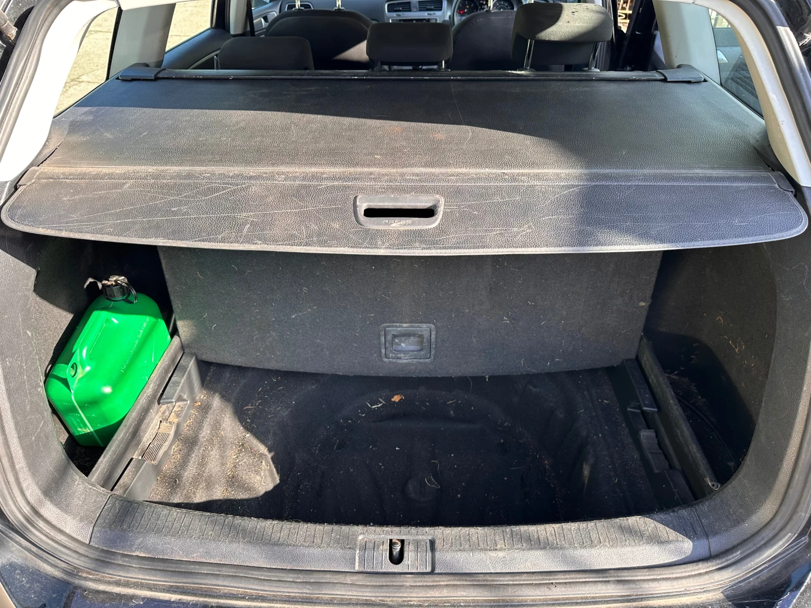 VW Golf Variant 1.6tdi  - изображение 9