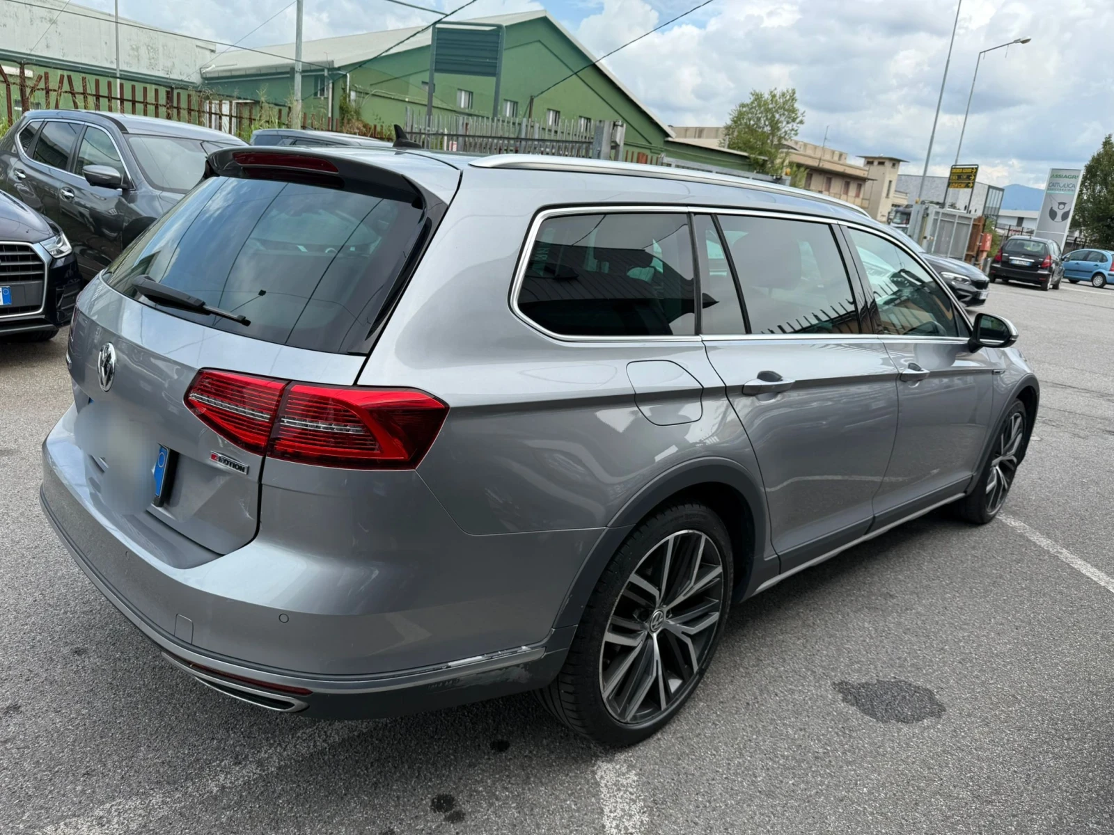 VW Passat 2.0TDI-190k.4x4. Alltrack - изображение 5