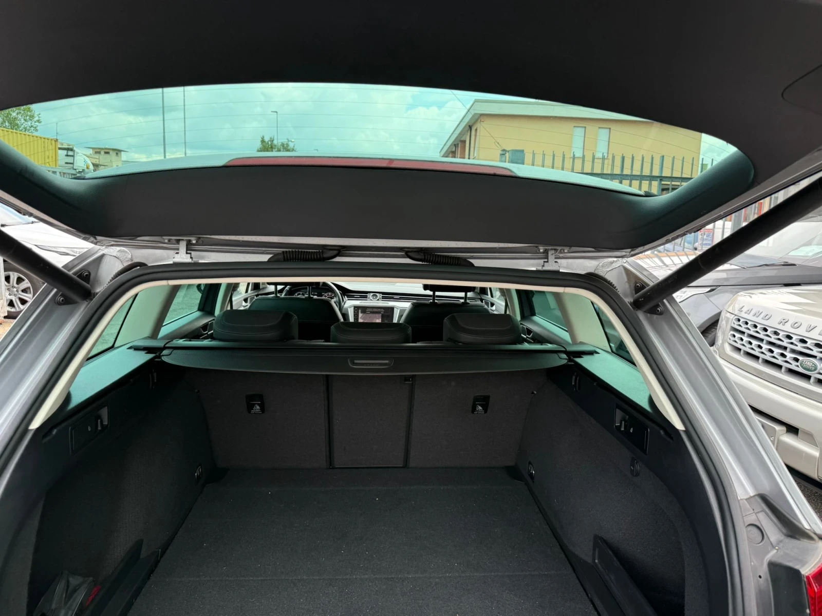 VW Passat 2.0TDI-190k.4x4. Alltrack - изображение 10