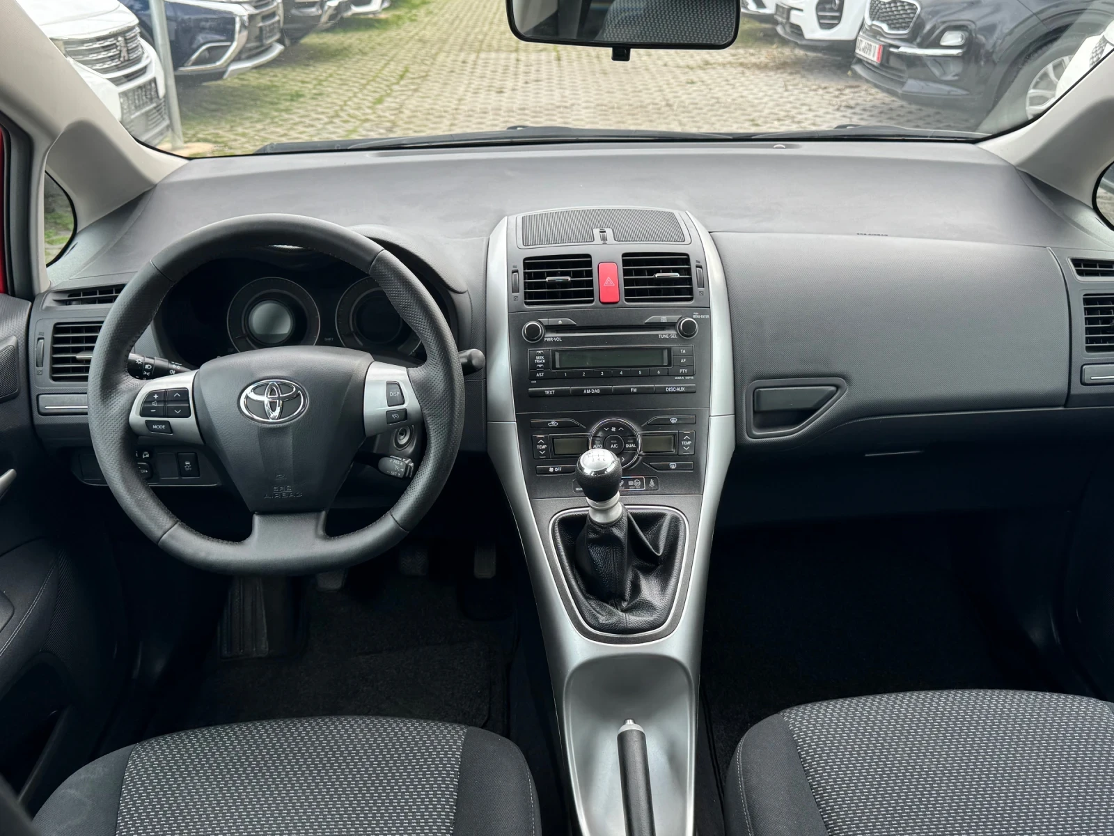Toyota Auris 1.6 Benzin 132.c. FACELIFT  | Mobile.bg   14