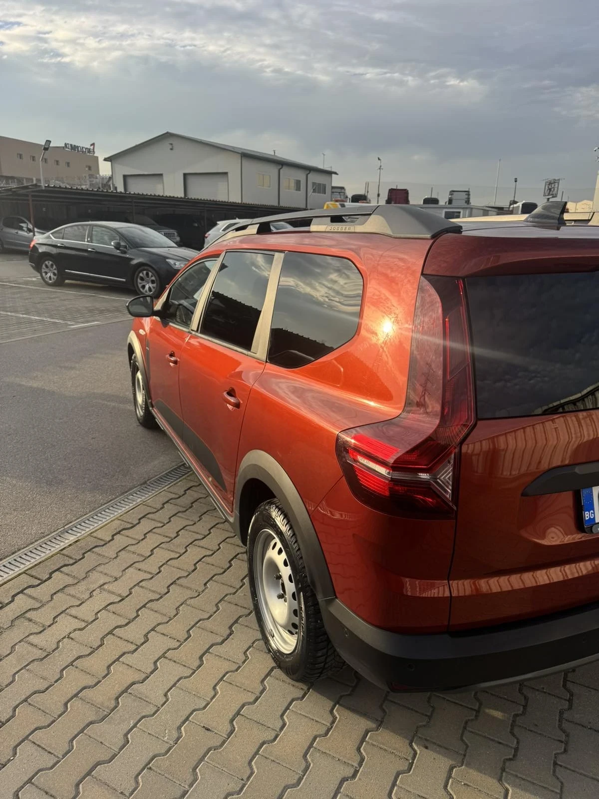Dacia Jogger 1.0 Бензин/Газ - изображение 5
