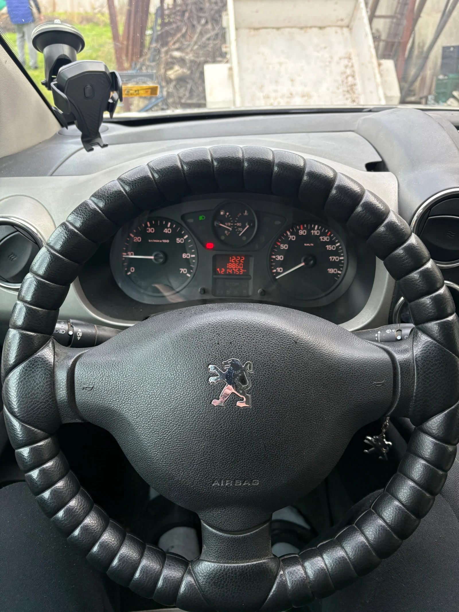 Peugeot Partner  - изображение 4