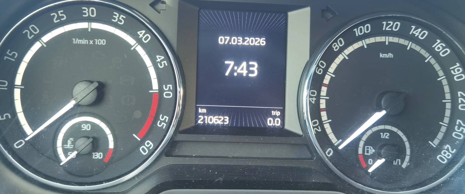 Skoda Octavia VRS 2.0 TDI, снимка 13 - Автомобили и джипове - 53627559