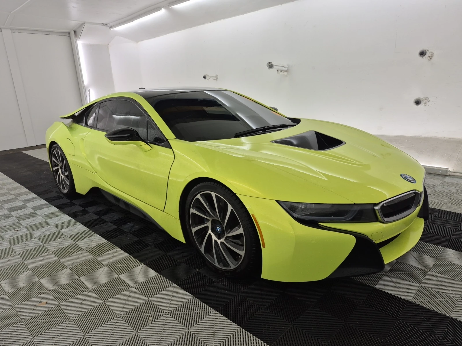 BMW i8 2DR CPE * ПОДГРЕВ * ОТ ПРЕДСТАВИТЕЛСТВО, снимка 2 - Автомобили и джипове - 53815285