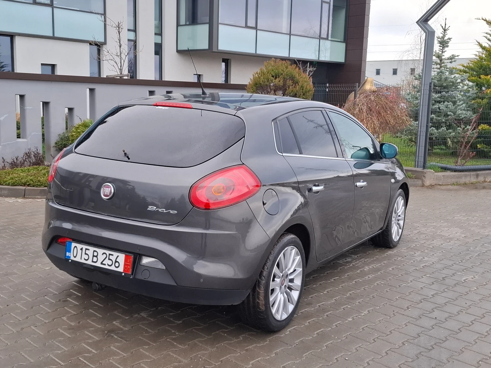 Fiat Bravo 1.3MJET* (90кс)* FACELIFT* * НОВ ВНОС* * , снимка 13 - Автомобили и джипове - 54070670