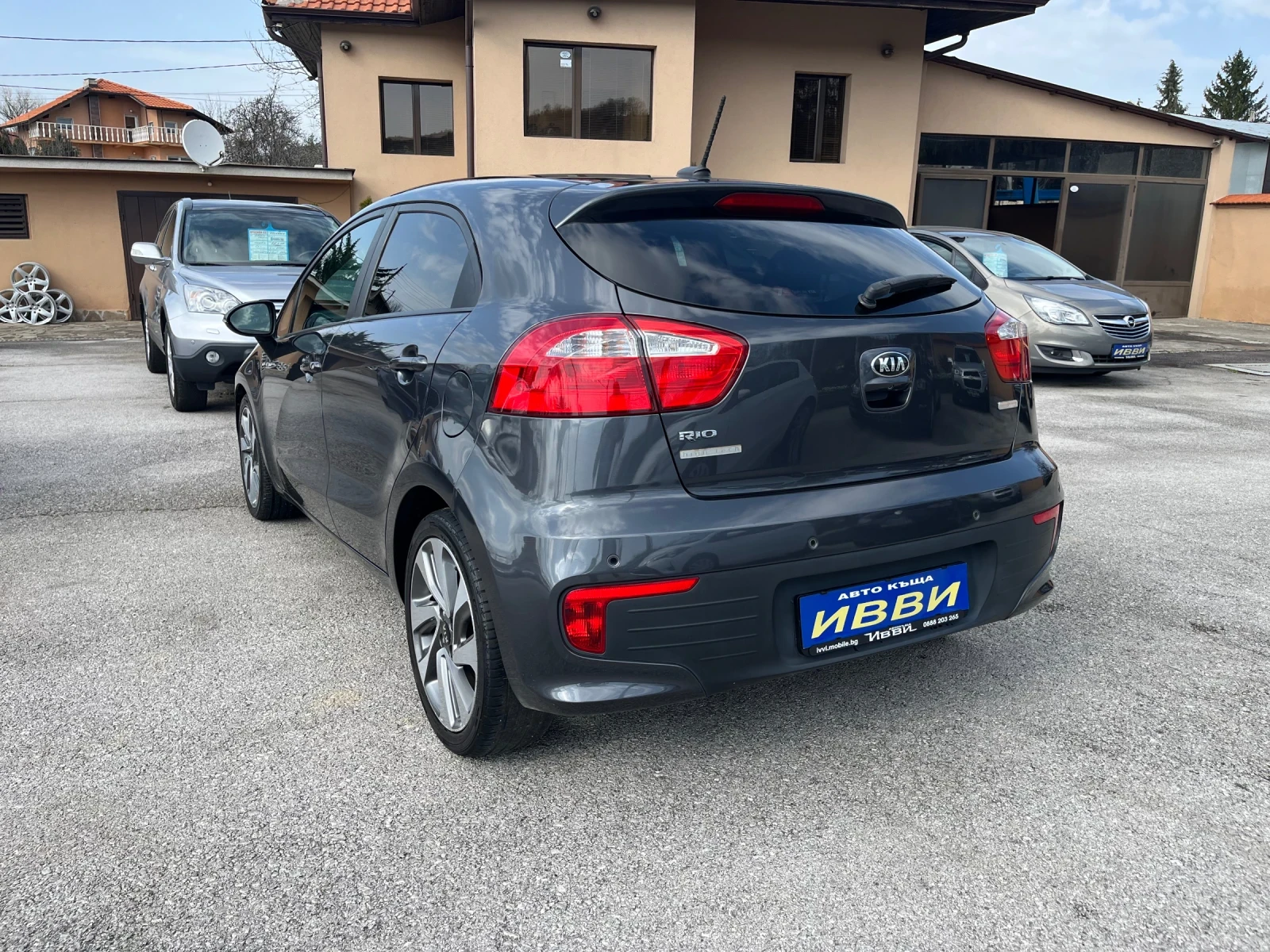 Kia Rio 1.4 CRDI  FULL * 142 Х КМ * , снимка 4 - Автомобили и джипове - 54193284