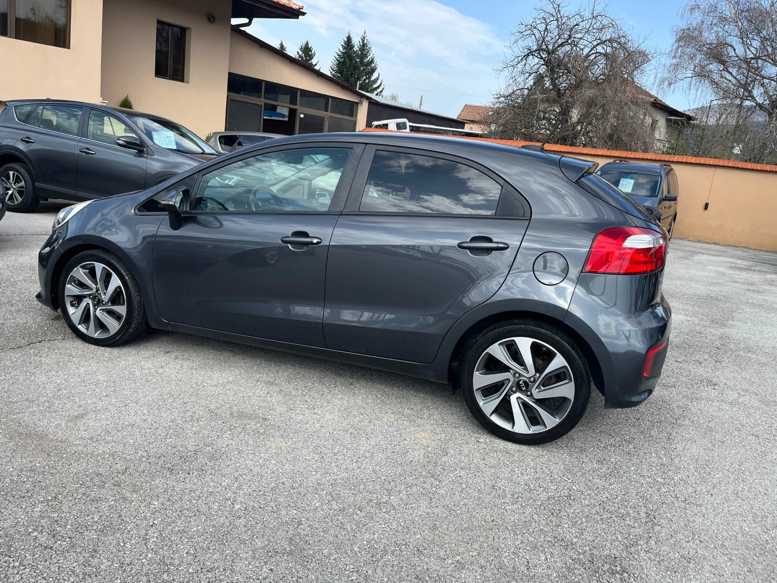 Kia Rio 1.4 CRDI  FULL * 142 Х КМ * , снимка 14 - Автомобили и джипове - 54193284