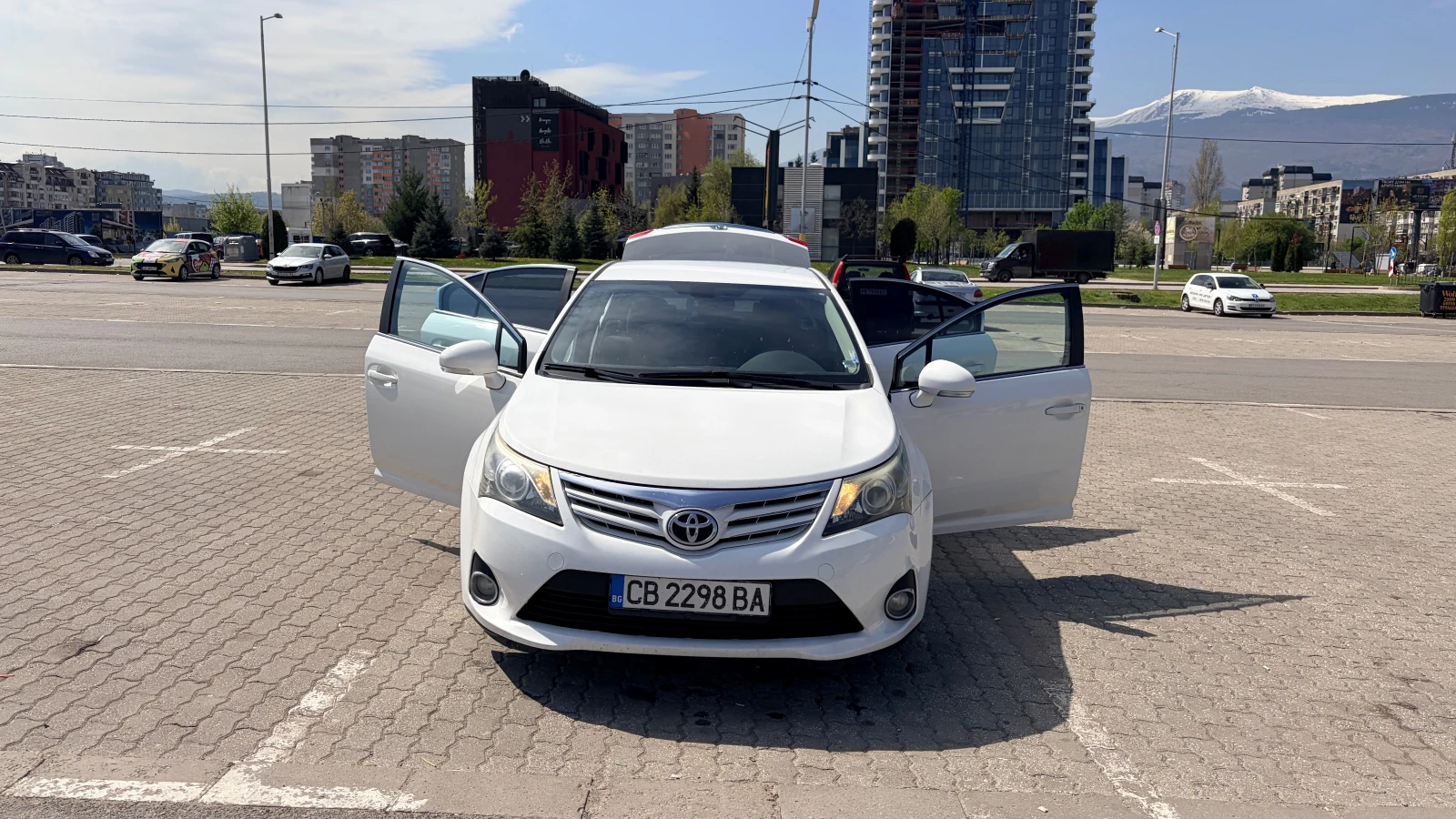 Toyota Avensis T27, снимка 4 - Автомобили и джипове - 54253245