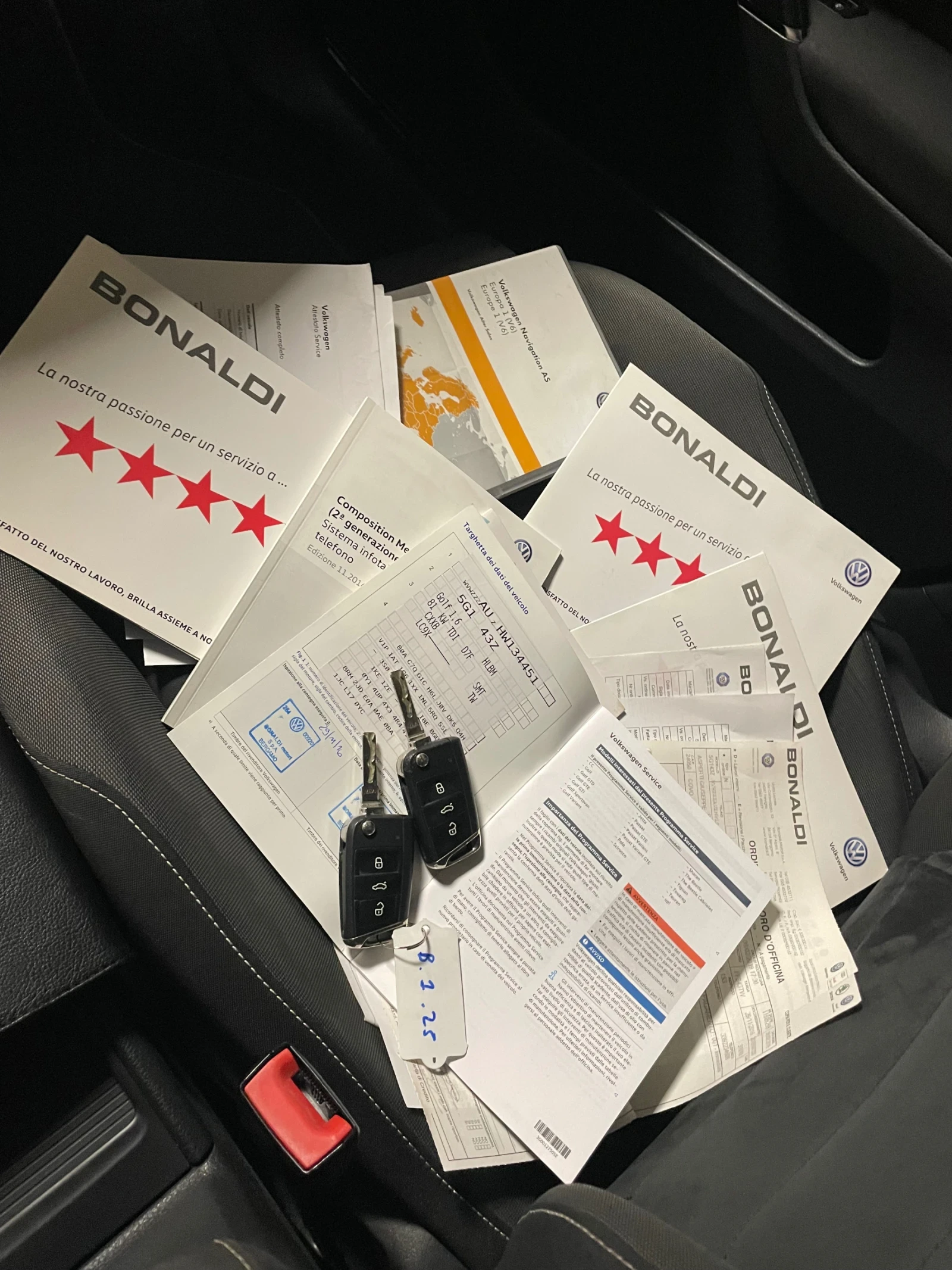 VW Golf TDI 110kc Automatic Full LED Parktronic , снимка 10 - Автомобили и джипове - 54526546