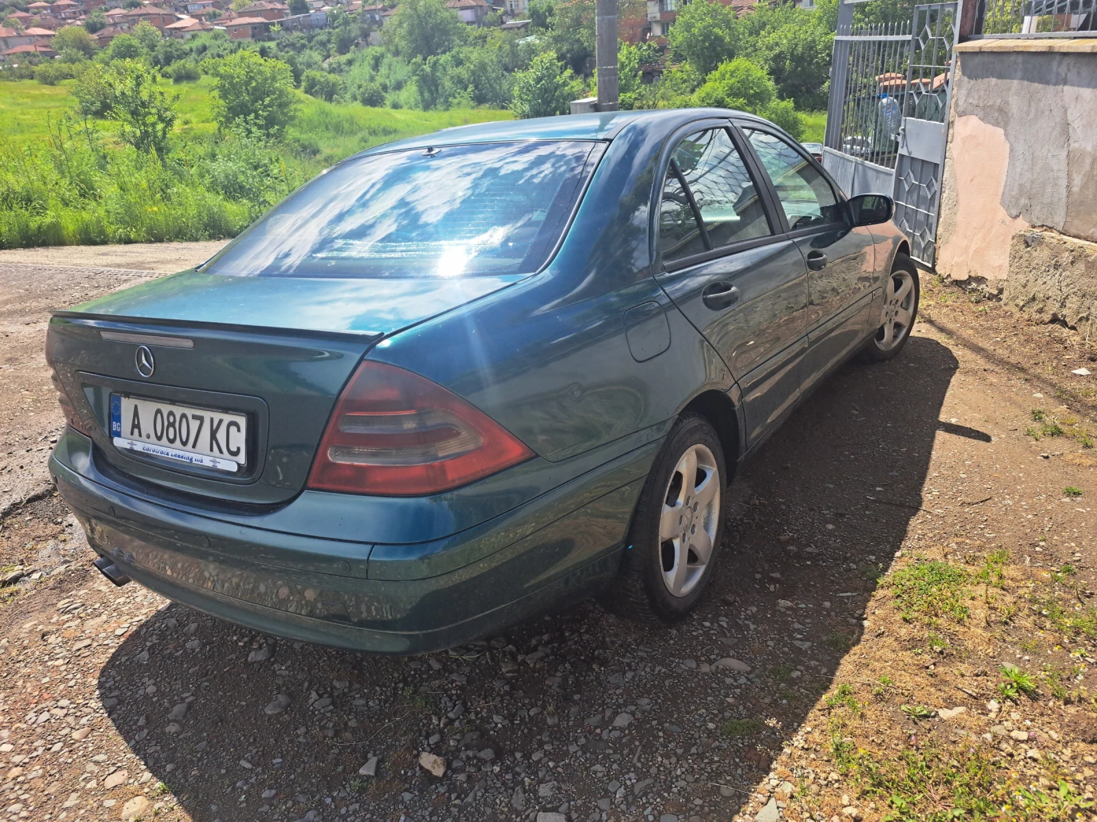 Mercedes-Benz C 220, снимка 4 - Автомобили и джипове - 54633103