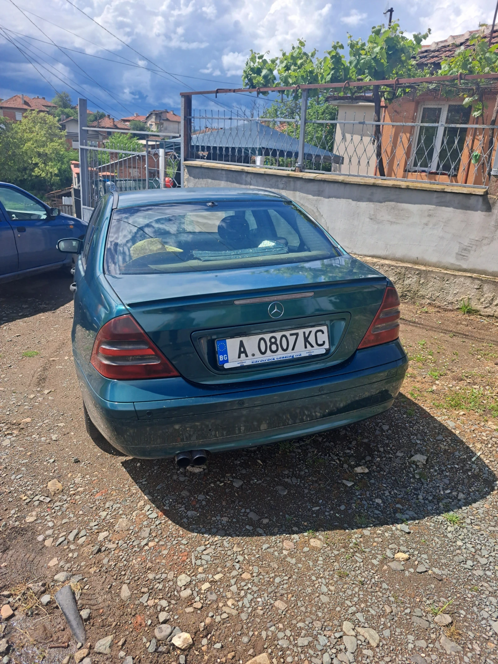 Mercedes-Benz C 220, снимка 3 - Автомобили и джипове - 54633103