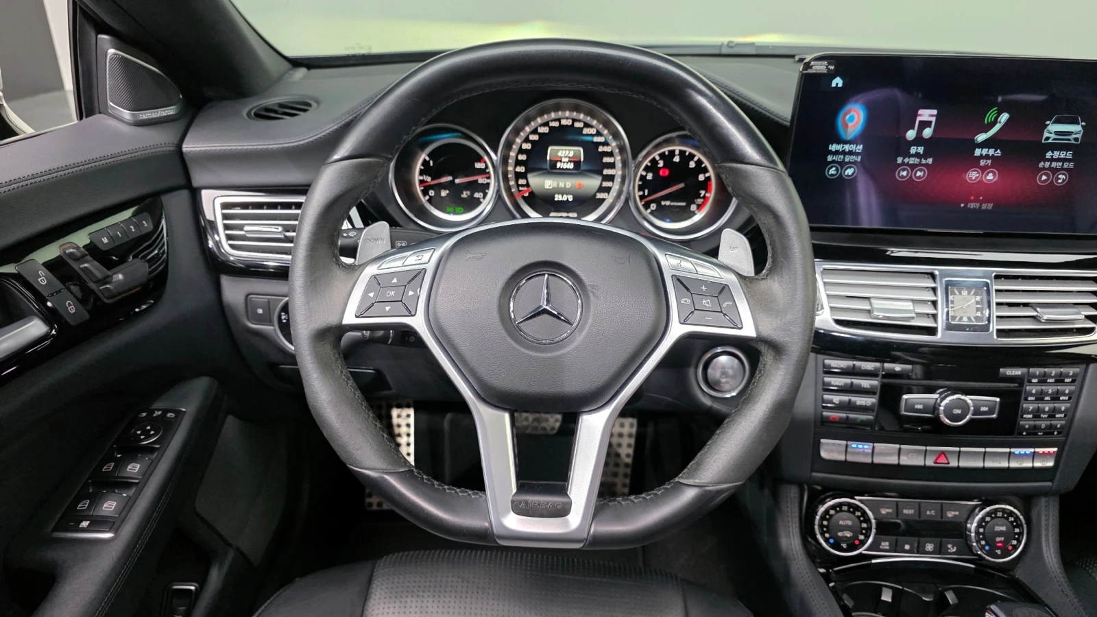 Mercedes-Benz CLS 63 AMG 4MATIC* ПОДГРЕВ* ОБДУХВАНЕ, снимка 11 - Автомобили и джипове - 54906736