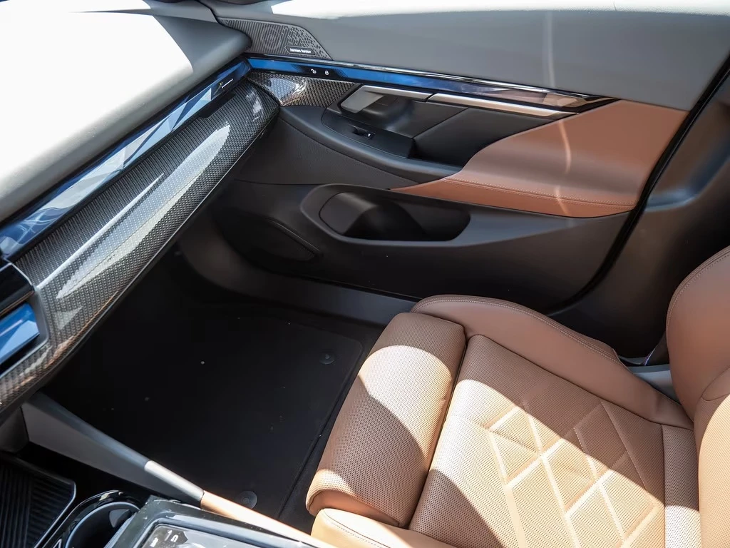 BMW i5 M60 xDrive/M SPORT PRO/PANO/HUD/ | Mobile.bg � ����������� 13