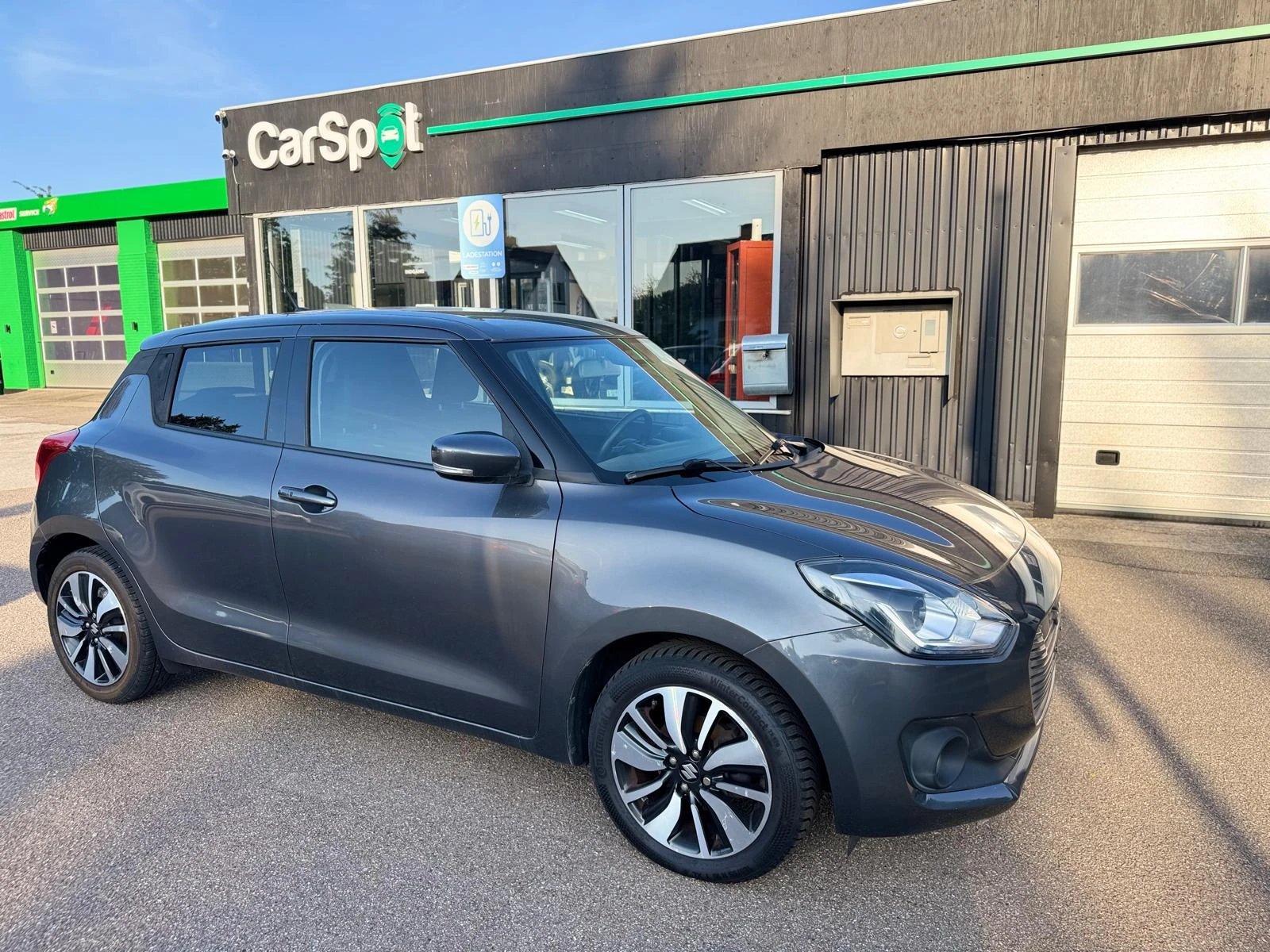 Suzuki Swift 1, 0 Boosterjet SHVS Exclusive+ , снимка 10 - Автомобили и джипове - 55512855