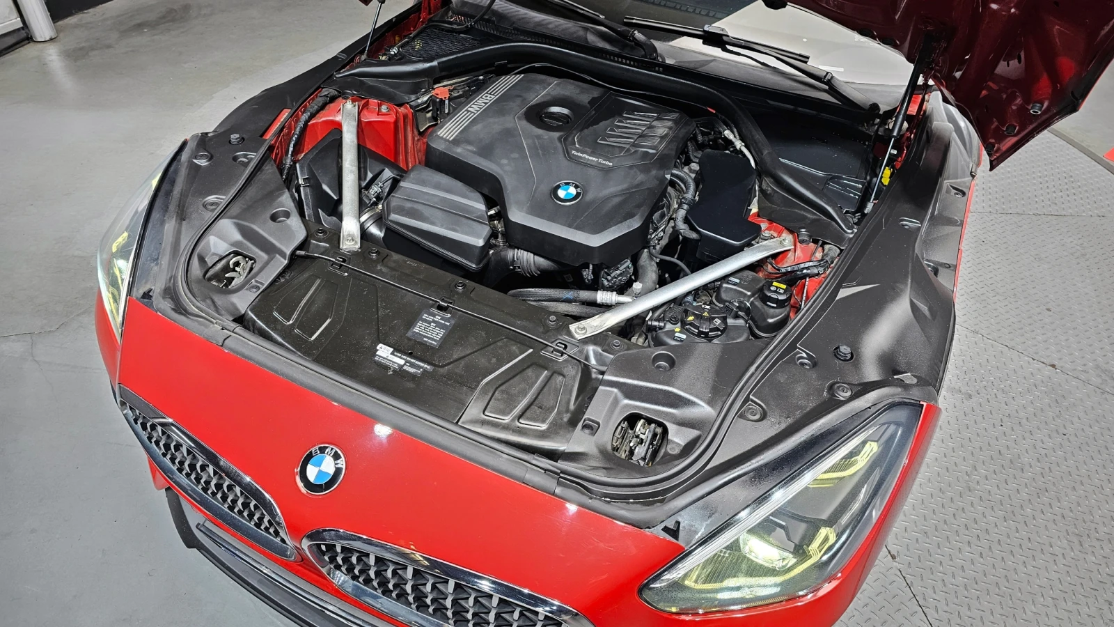 BMW Z4 sDrive20i* HUD* ПОДГРЕВ ВОЛАН* КРАЙНА ЦЕНА, снимка 6 - Автомобили и джипове - 55593996