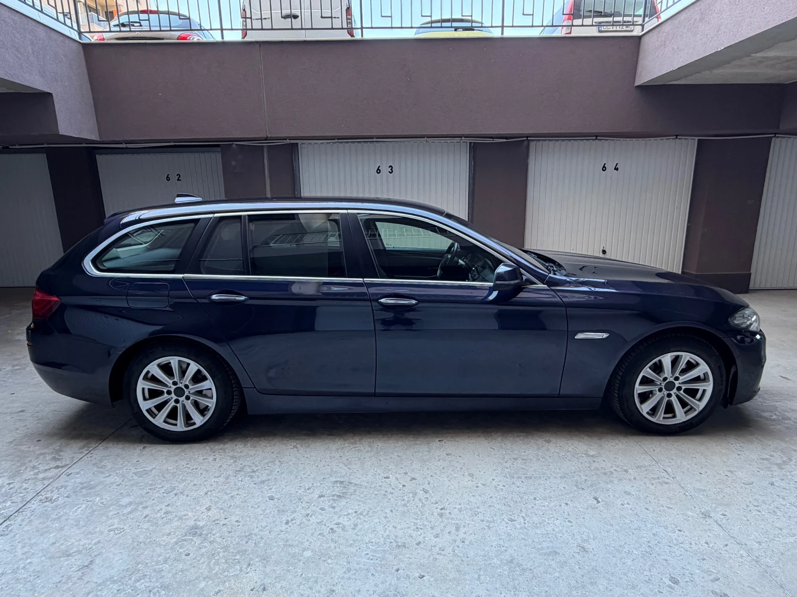 BMW 530 FACELIFT* XDrive, снимка 4 - Автомобили и джипове - 55596162