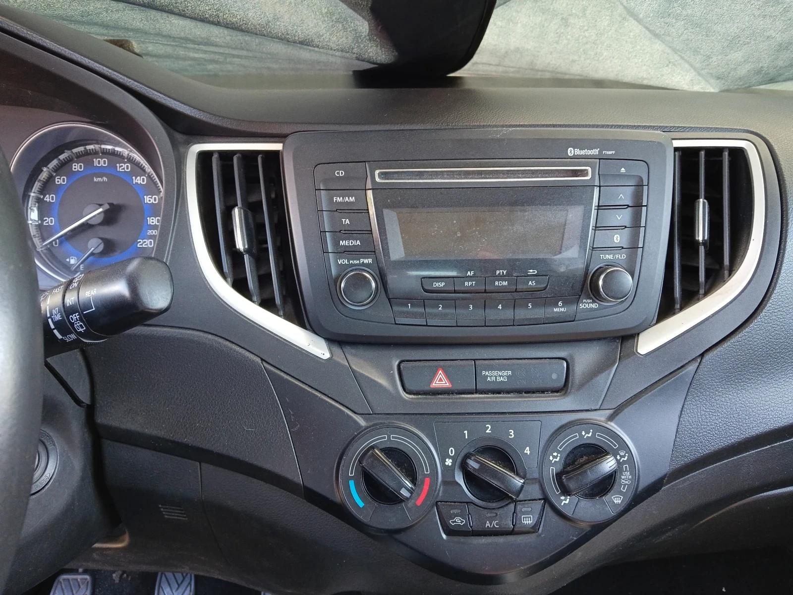 Suzuki Baleno 1.2 i 95 ks, снимка 8 - Автомобили и джипове - 55680038