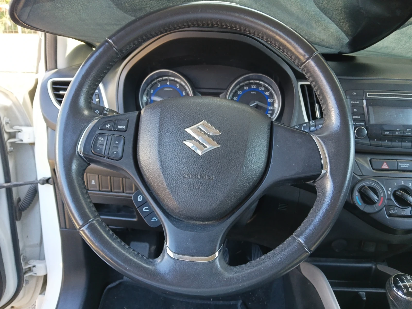 Suzuki Baleno 1.2 i 95 ks, снимка 9 - Автомобили и джипове - 55680038
