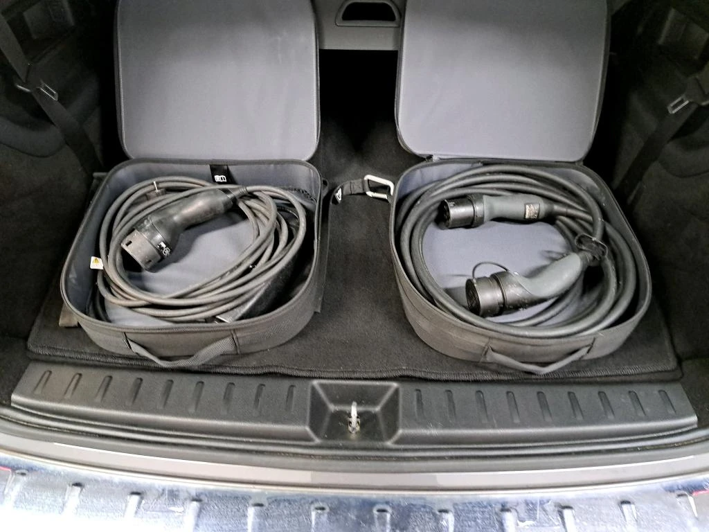 Mercedes-Benz EQB 250 7 Seat Aut. LED Widescreen Ambient, снимка 7 - Автомобили и джипове - 55738230