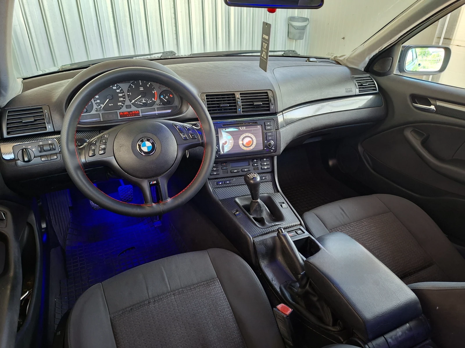 BMW 320 2.0D, снимка 9 - Автомобили и джипове - 55749522