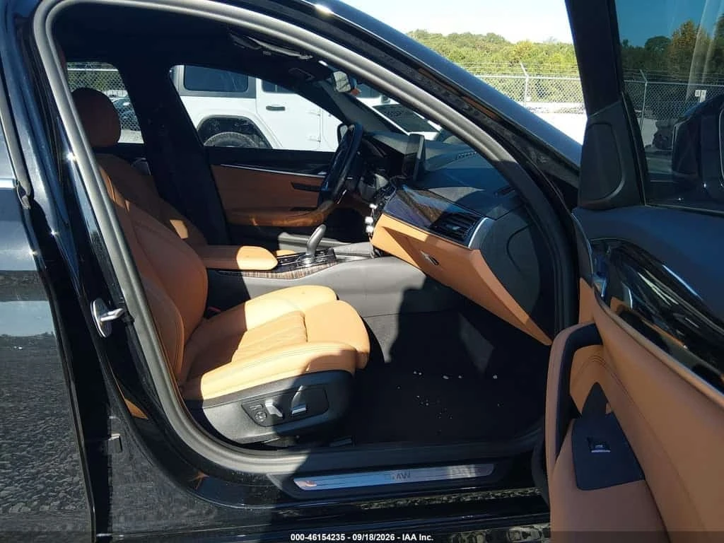 BMW 530 iXDRIVE * CARFAX * ����� �� ����������� *  | Mobile.bg � ����������� 5