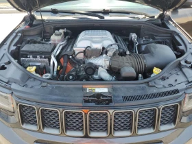 Обява за продажба на Jeep Grand cherokee TRACKHAWK 707HP* BREMBO* DISTRONIC* HARMAN* ОБДУХ ~85 000 лв. - изображение 11