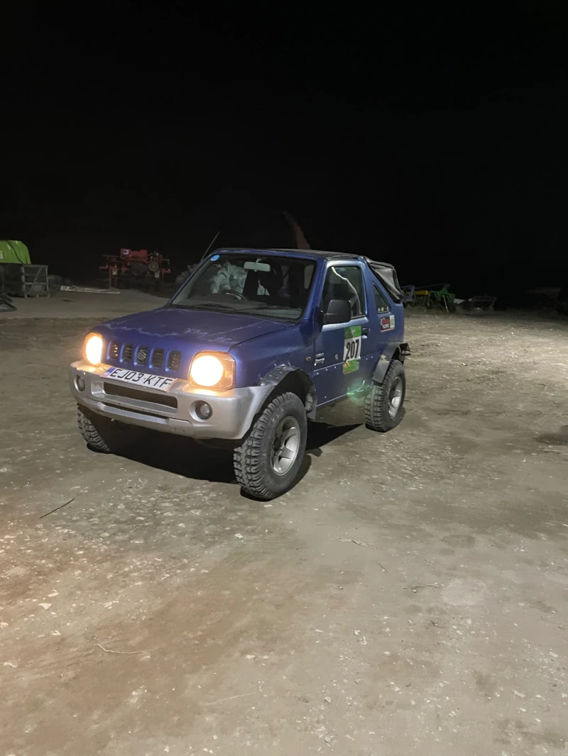 Suzuki Jimny, снимка 8 - Автомобили и джипове - 49516633