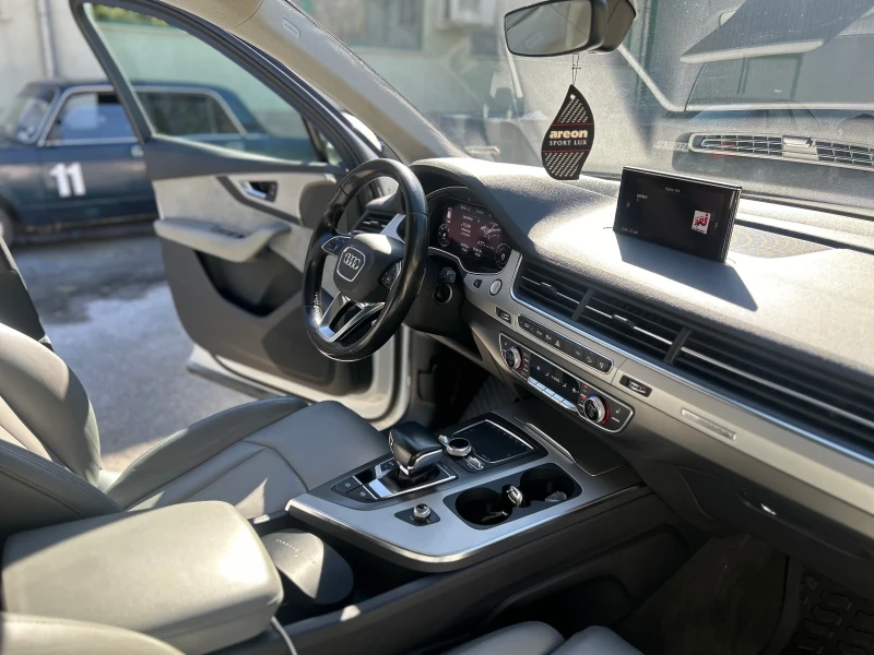 Audi Q7 3.0TDI, снимка 15 - Автомобили и джипове - 47562013