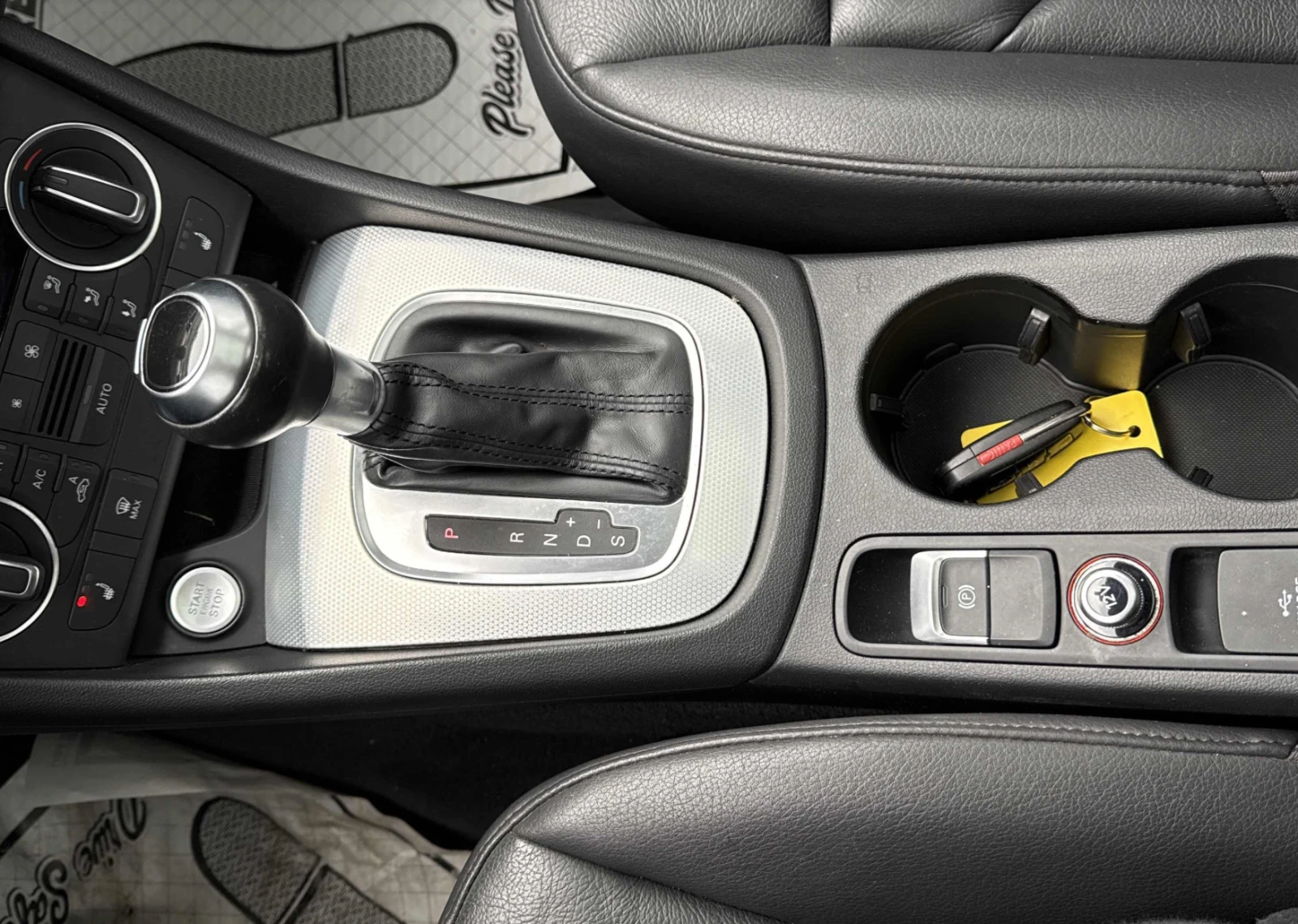 Audi Q3 Technik Sportback* Кожа* Подгрев* НАВИ* CARFAX, снимка 12 - Автомобили и джипове - 53880701