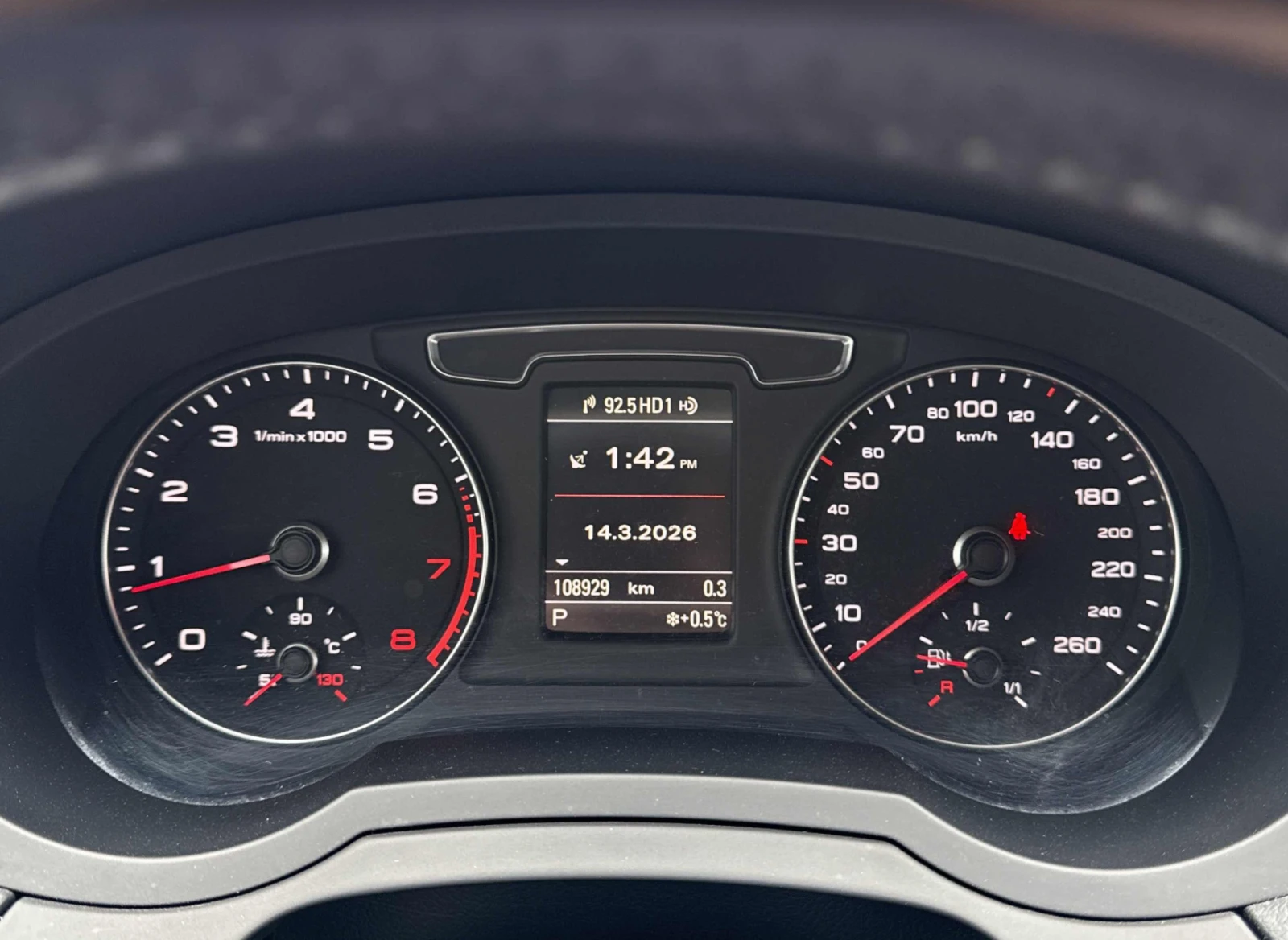 Audi Q3 Technik Sportback* Кожа* Подгрев* НАВИ* CARFAX, снимка 5 - Автомобили и джипове - 53880701