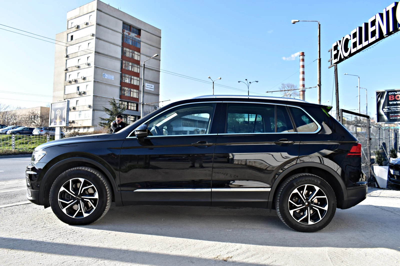 VW Tiguan 2.0ТDI* 190H.P* FULL-, снимка 2 - Автомобили и джипове - 53996728