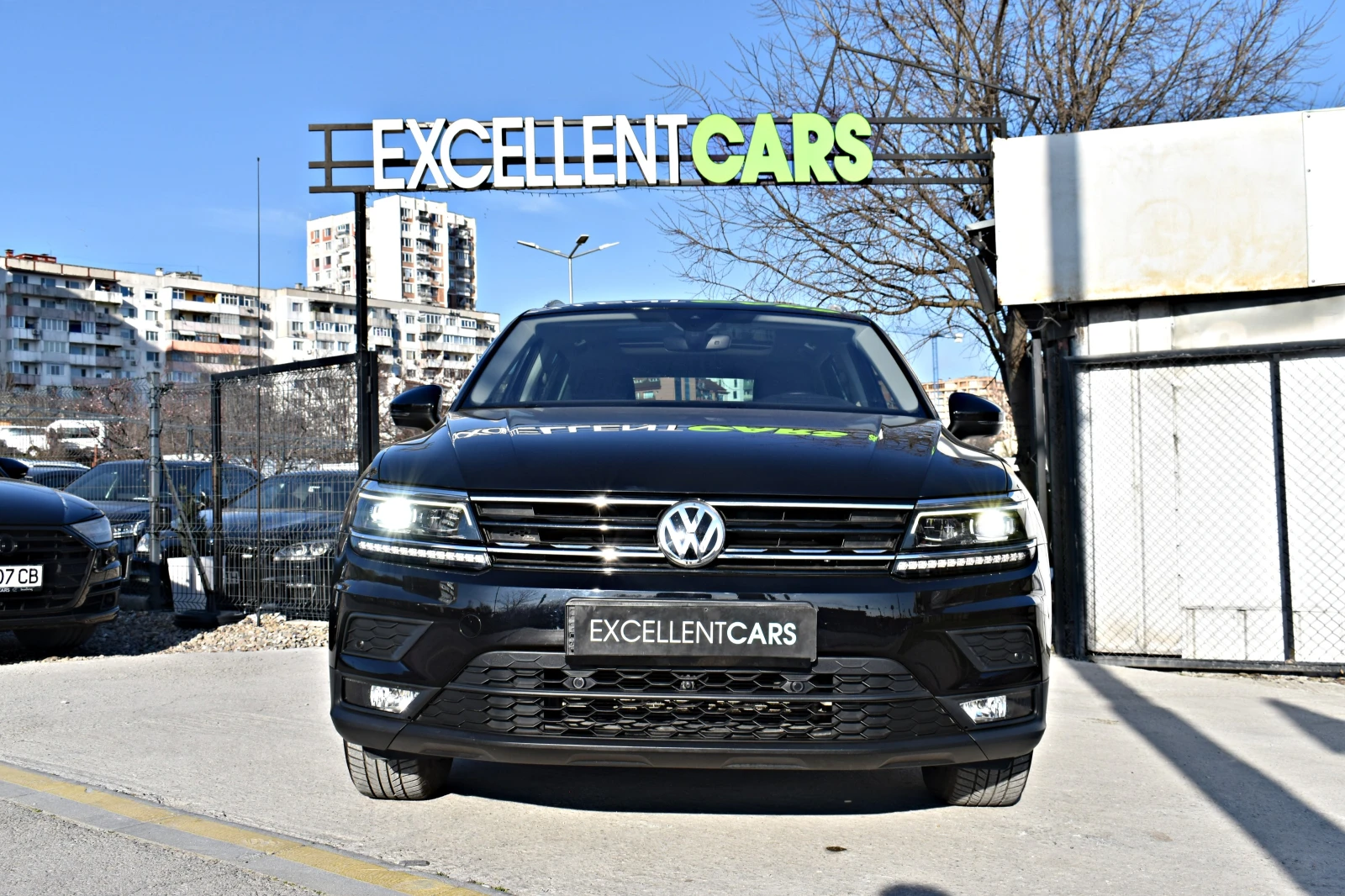 VW Tiguan 2.0ТDI* 190H.P* FULL-, снимка 6 - Автомобили и джипове - 53996728