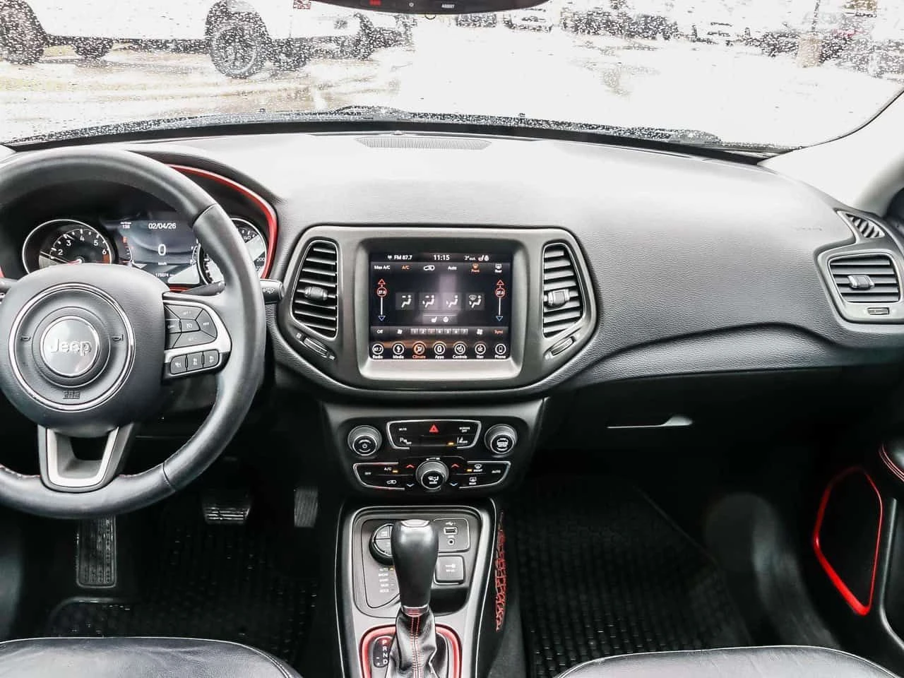 Jeep Compass Trailhawk/CARFAX/ПОДГРЕВ/ДИСТРОНИК/ФИНАНСИРАНЕ, снимка 7 - Автомобили и джипове - 54553557