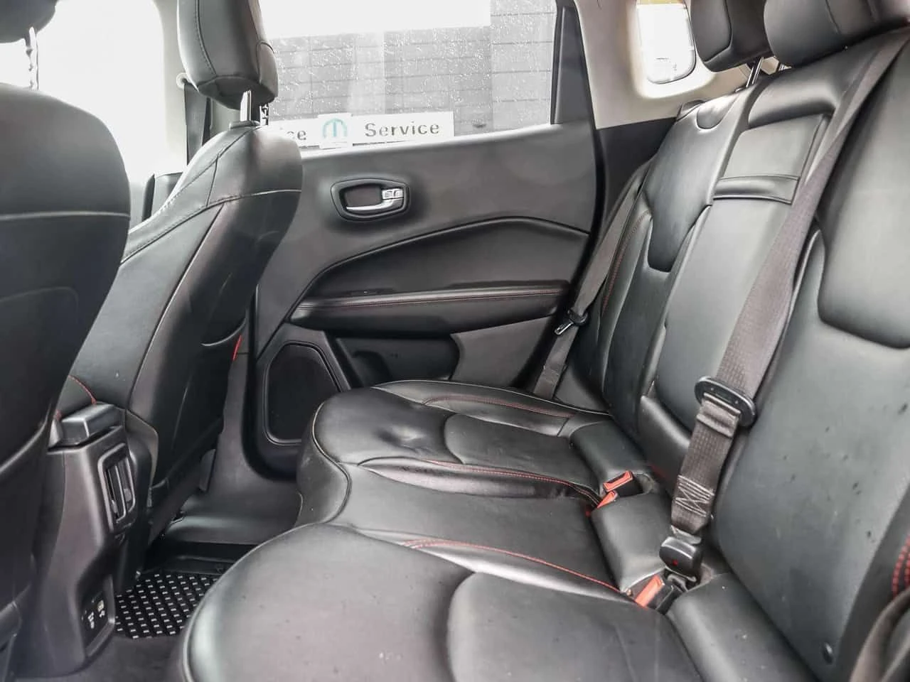 Jeep Compass Trailhawk/CARFAX/ПОДГРЕВ/ДИСТРОНИК/ФИНАНСИРАНЕ, снимка 16 - Автомобили и джипове - 54553557
