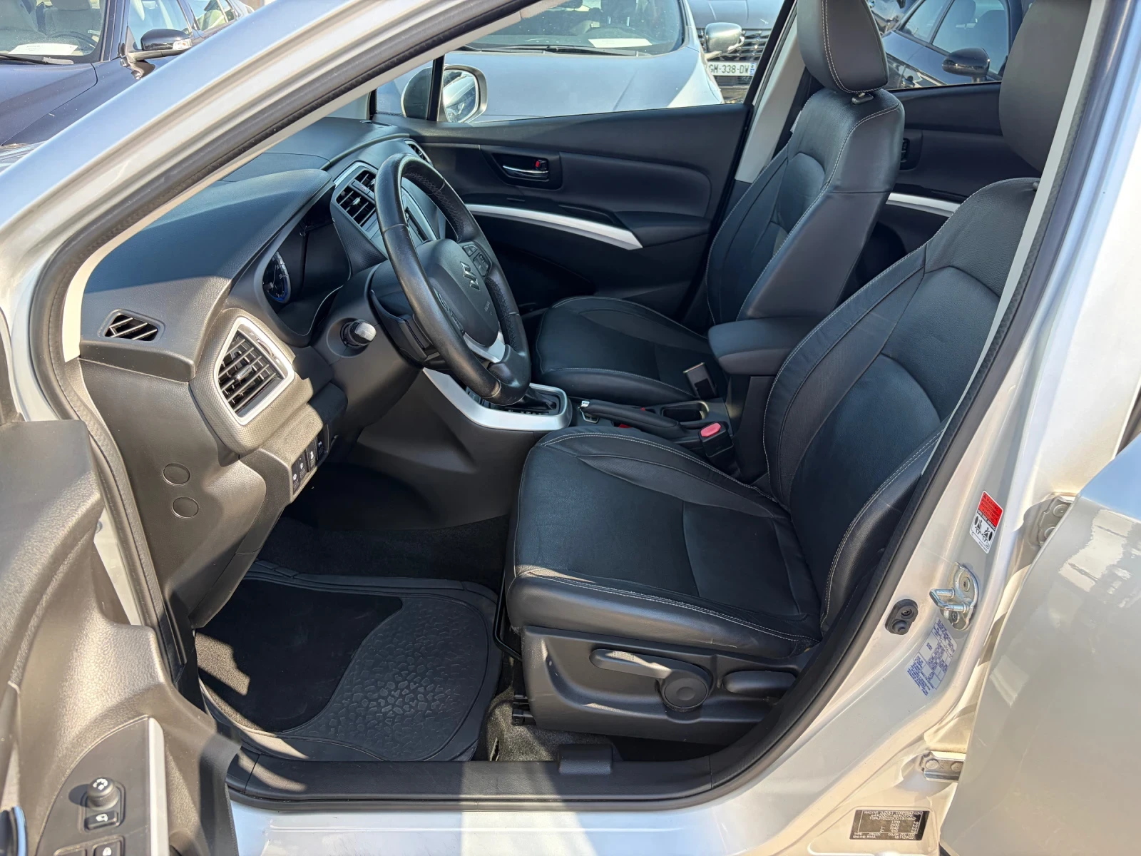 Suzuki SX4 S-Cross Full Top, снимка 10 - Автомобили и джипове - 55475220