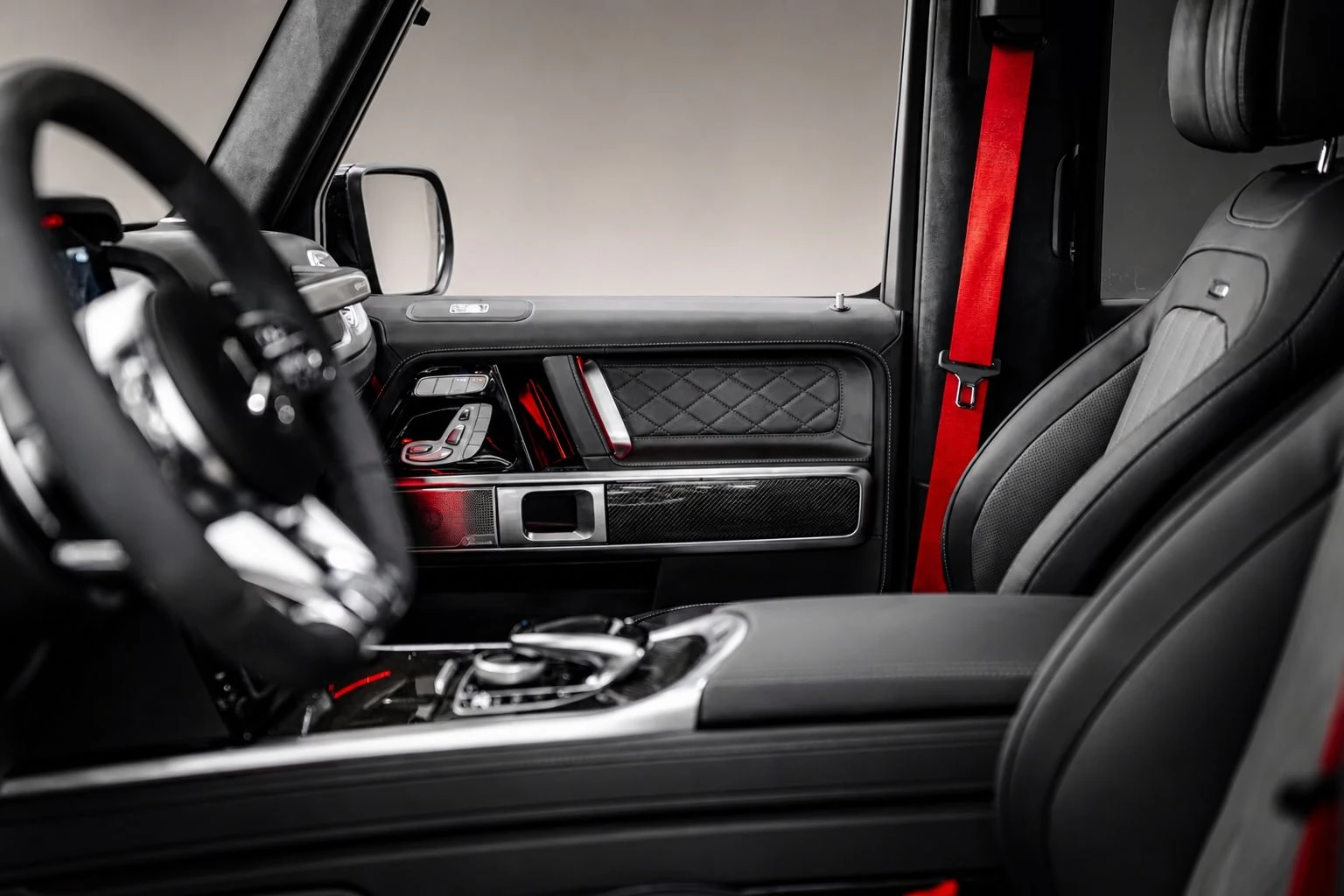Mercedes-Benz G 63 AMG SQUARED* BRABUS* CARBON* BURM* 360 CAM* , снимка 14 - Автомобили и джипове - 55688138