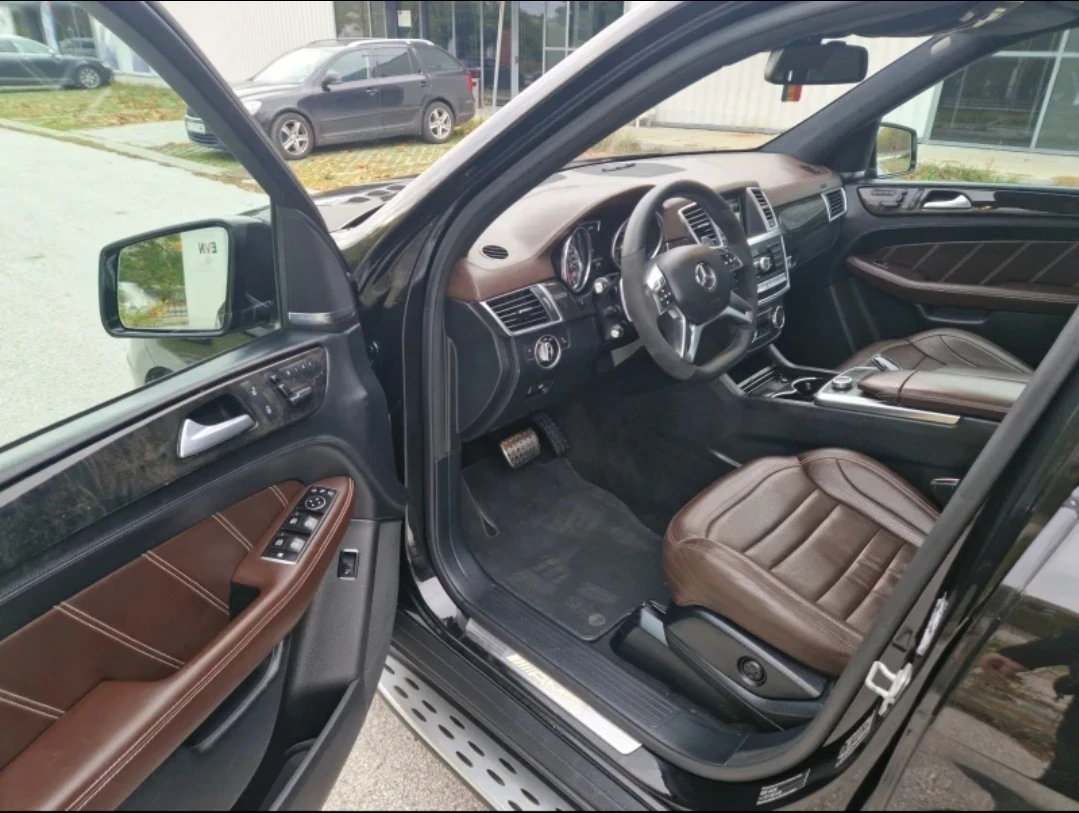 Mercedes-Benz ML 63 AMG 6.3 AMG , снимка 7 - Автомобили и джипове - 56259534