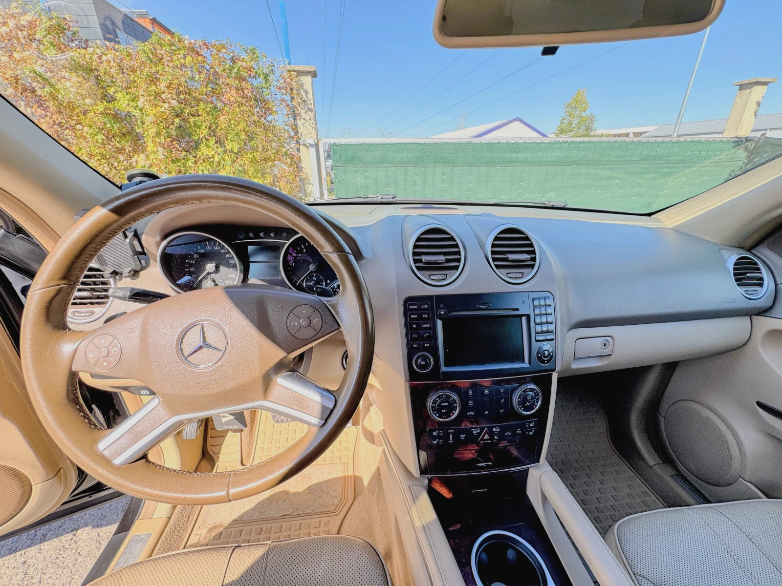 Mercedes-Benz ML 320, снимка 8 - Автомобили и джипове - 56457244