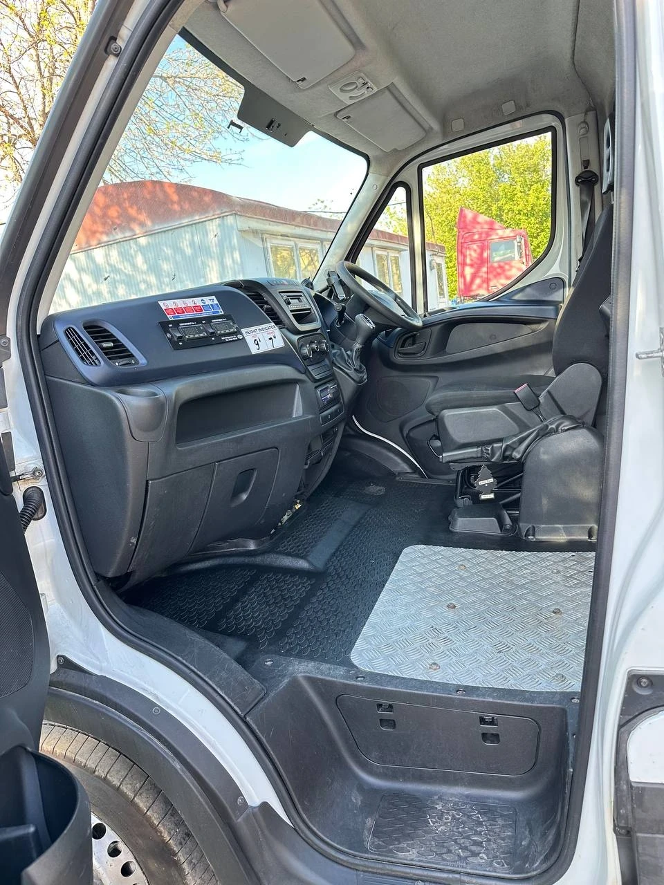 Iveco Daily 35-140 AUTOMATIC / ХЛАДИЛЕН - изображение 10