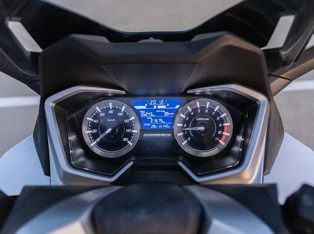 Honda Forza, снимка 4 - Мотоциклети и мототехника - 56380320